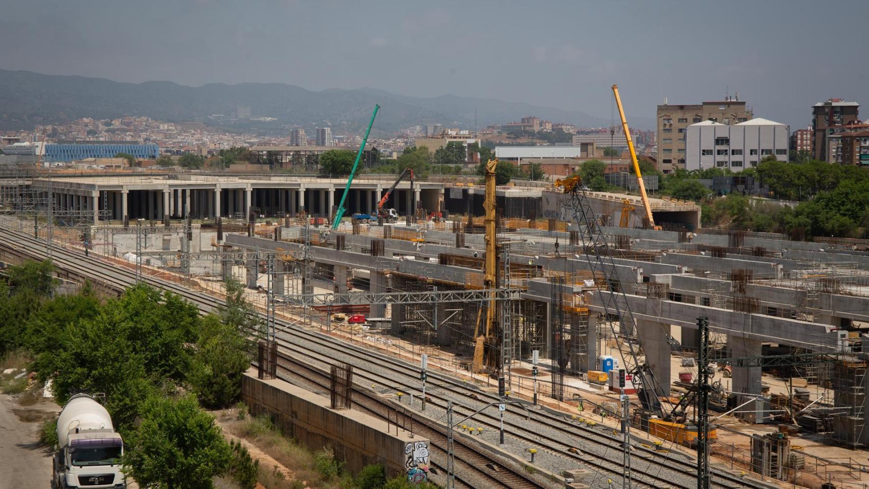 Archivo - Vista general del avance del proyecto de la estación de La Sagrera.