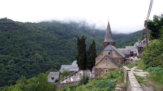 El pueblo de montaña ideal para visitar en otoño: