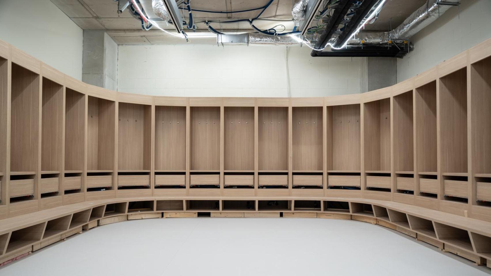 El vestuario visitante del FC Barcelona en septiembre 2025