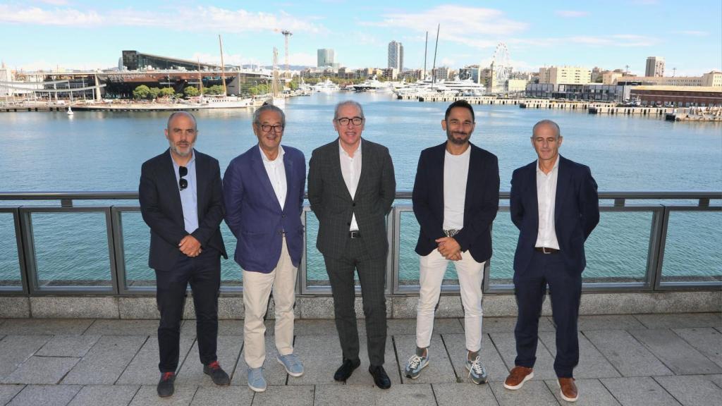 El director general de ANEN, Jordi Carrasco; el president del Saló Nàutic, Luis Conde; el president del Port de Barcelona, José Alberto Carbonell; el director del Saló Nàutic, Josep Antoni Llopart; i el director del Port Vell, David Pino