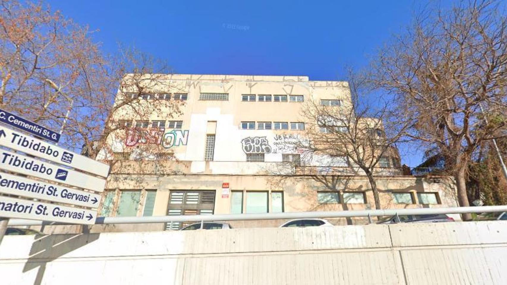 Fachada de la Fàbrica Germans Batlló en Sarrià-Sant Gervasi de Barcelona