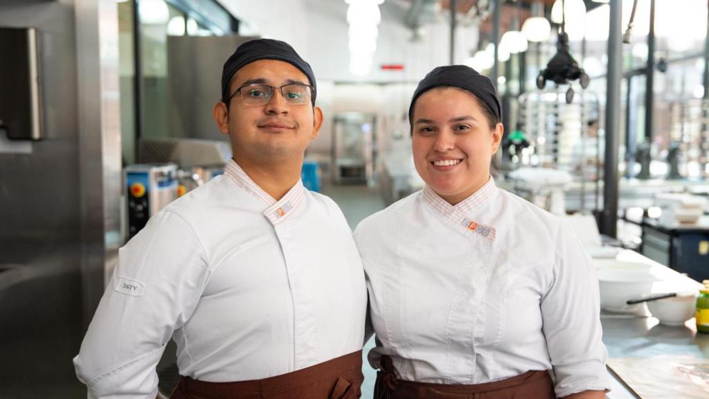 Leonardo Ramos y Alexia Dibenedettom dos alumnos de la EPGB