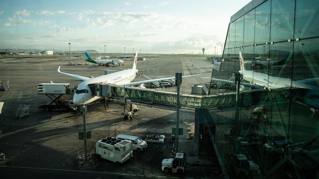 Un avión de China Eastern Airlines en el Aeropuerto del Prat