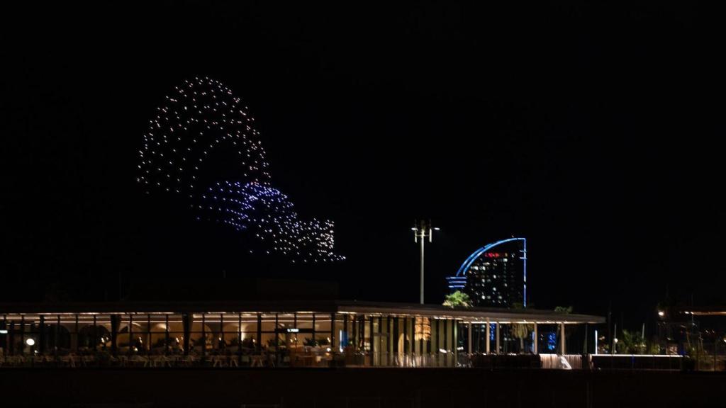L'espectacle de drones a Barcelona per La Mercè