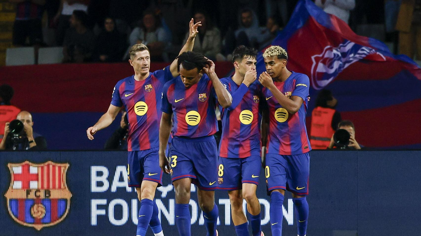 Robert Lewandowski festeja su gol en el Barça-Real Sociedad