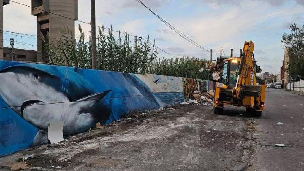 Trabajos de limpieza en Sant Adrià