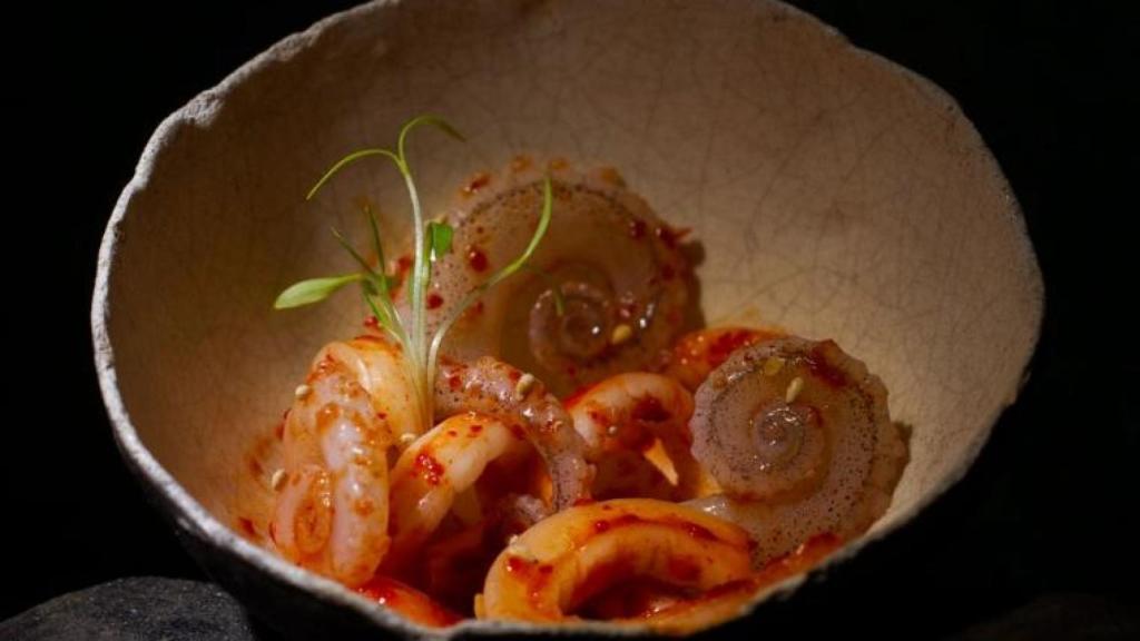 Uno de los platos que ofrece el restaurante Dos Palillos