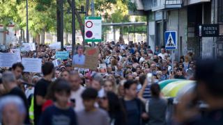 Manifestación vecinal en Hospitalet la tarde del 1 de octubre de 2025