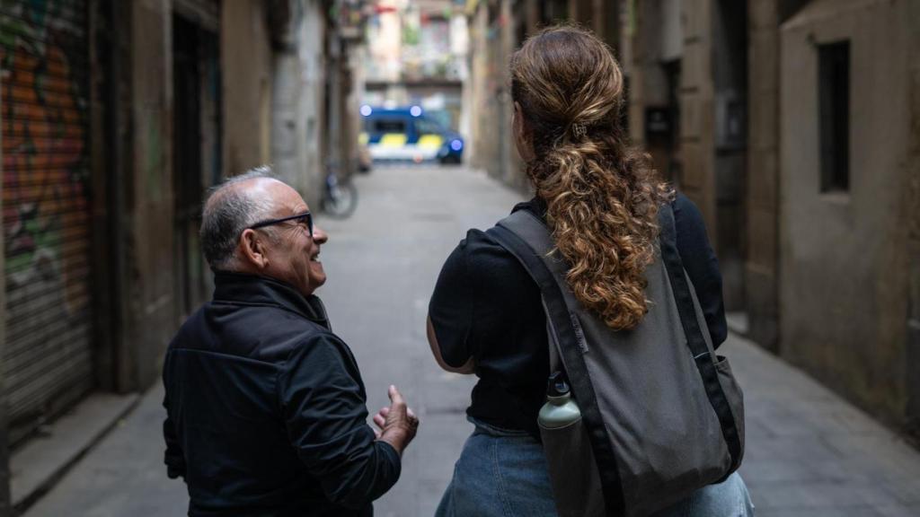 Miguel i Bea, veïns del Raval durant la entrevista amb Metròpoli