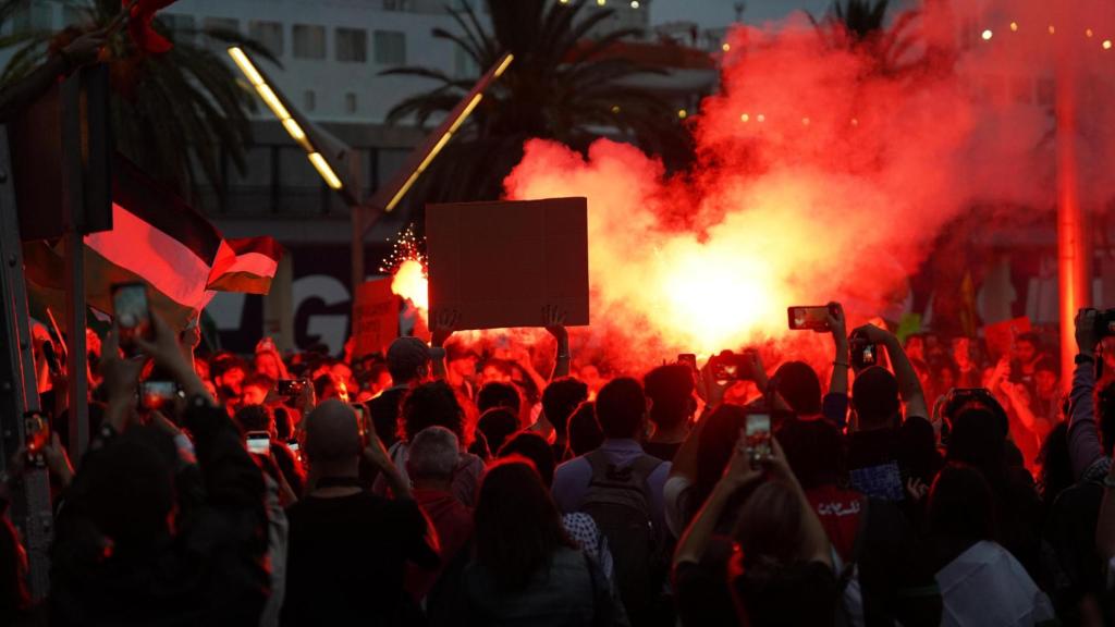Manifestants a Barcelona per la detenció de la flotilla