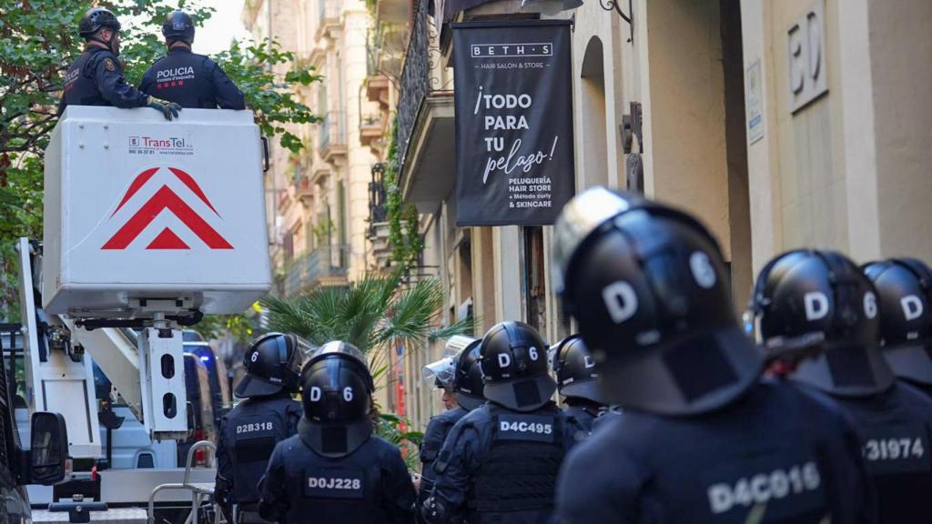 Imatge del desallotjament Ca l'Espina el 2 d'octubre de 2025