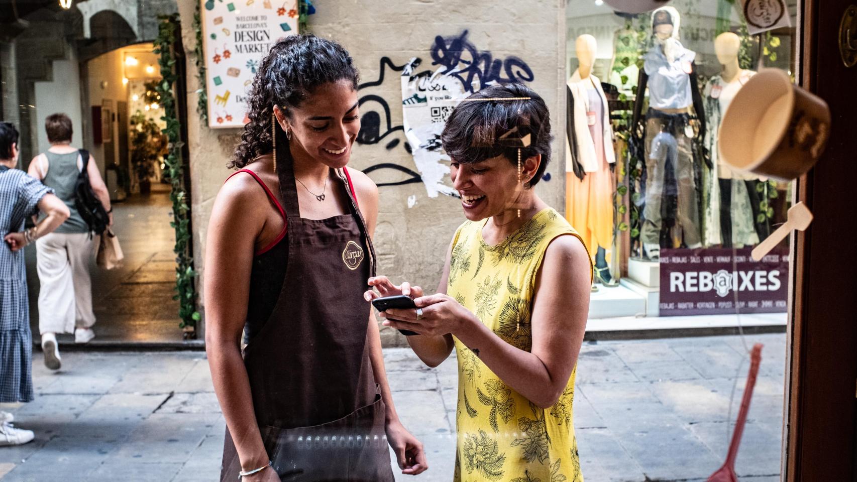 Xocolatería Fargas con la artista Loana Flores