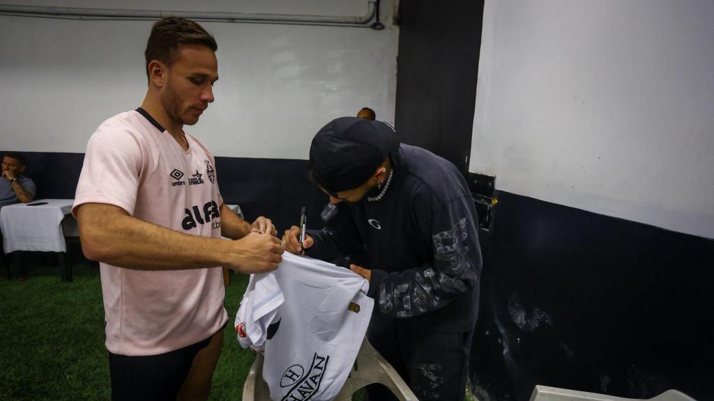 El reencuentro de Neymar y Arthur Melo en Brasil