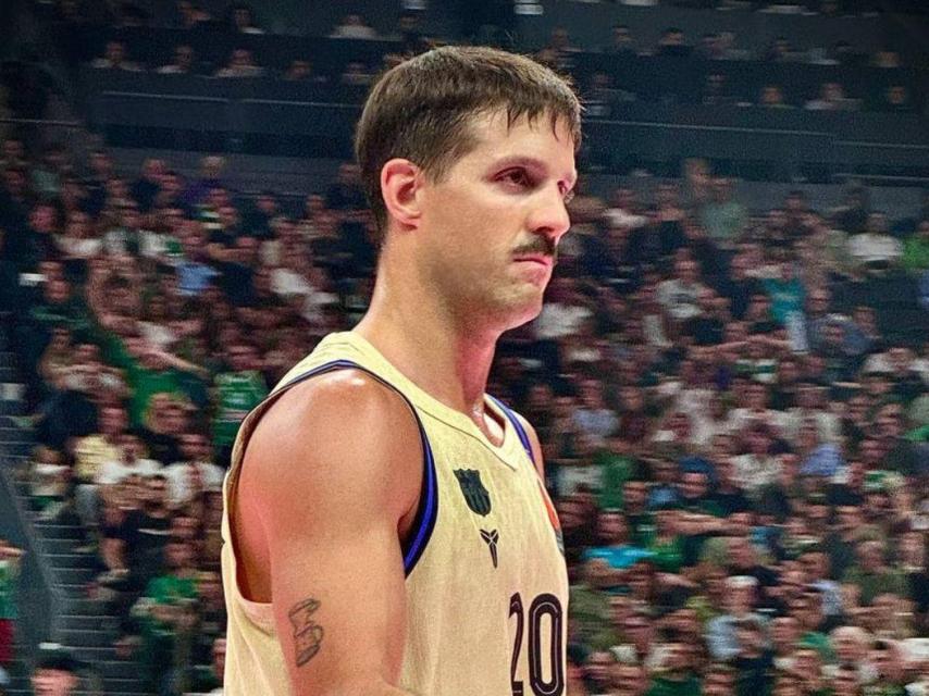 Nicolás Laprovittola en el partit del Barça de bàsquet contra el Panathinaikos