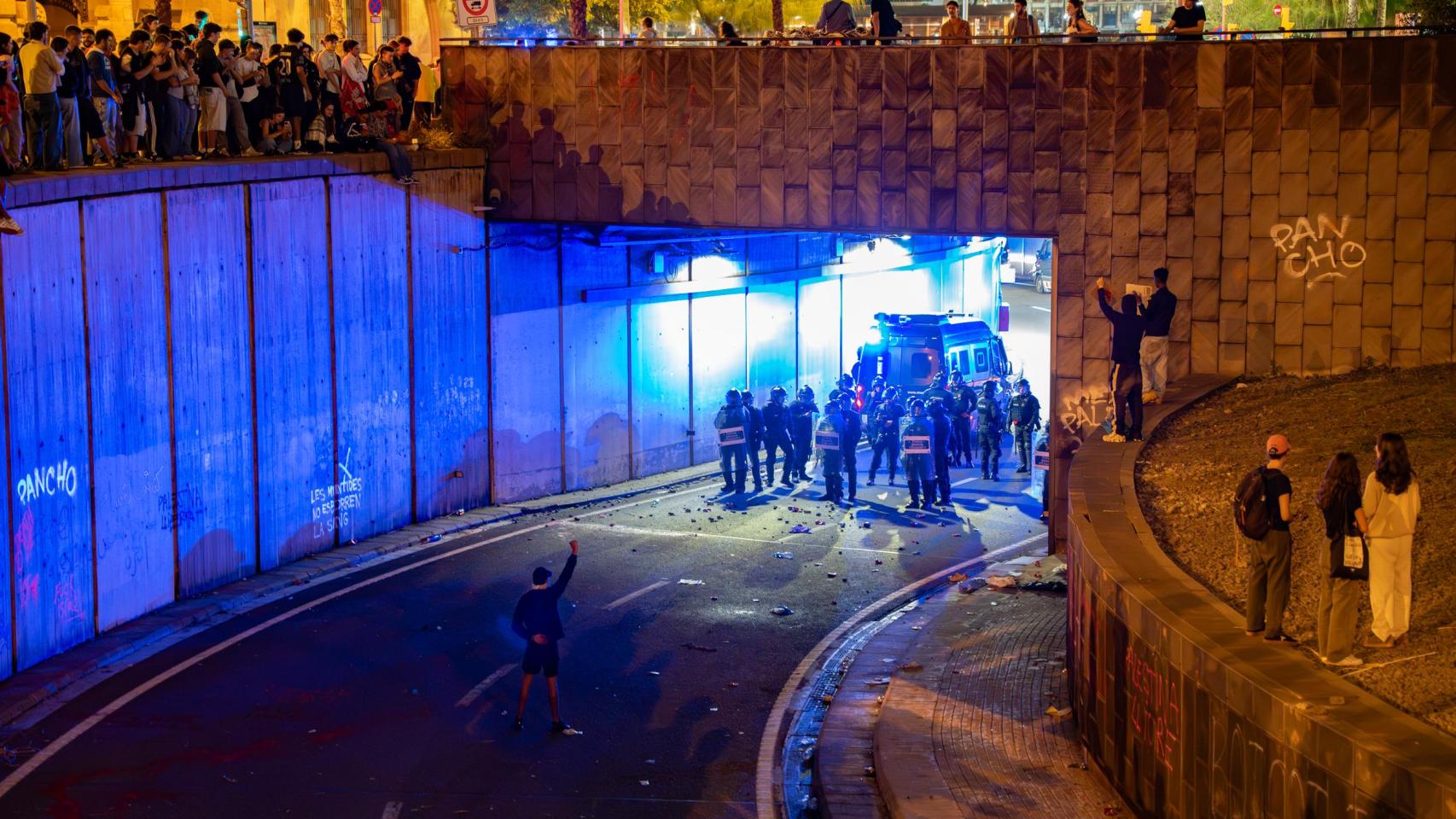 Imagen de la Ronda Litoral cortada en la manifestación del 2 de octubre de 2025
