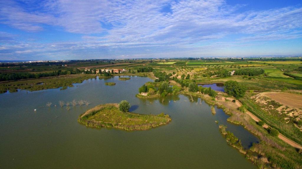 Vistas del Estany d’Ivars i Vila-sana