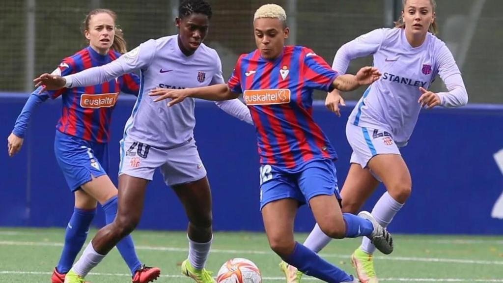 El Barça Femenino se enfrenta el Eibar en la temporada 2021-22 (1)