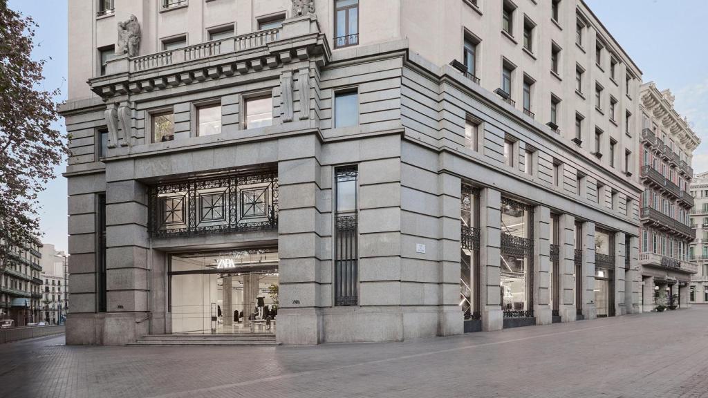 La tienda de Zara en Plaza Catalunya de Barcelona en una imagen de archivo