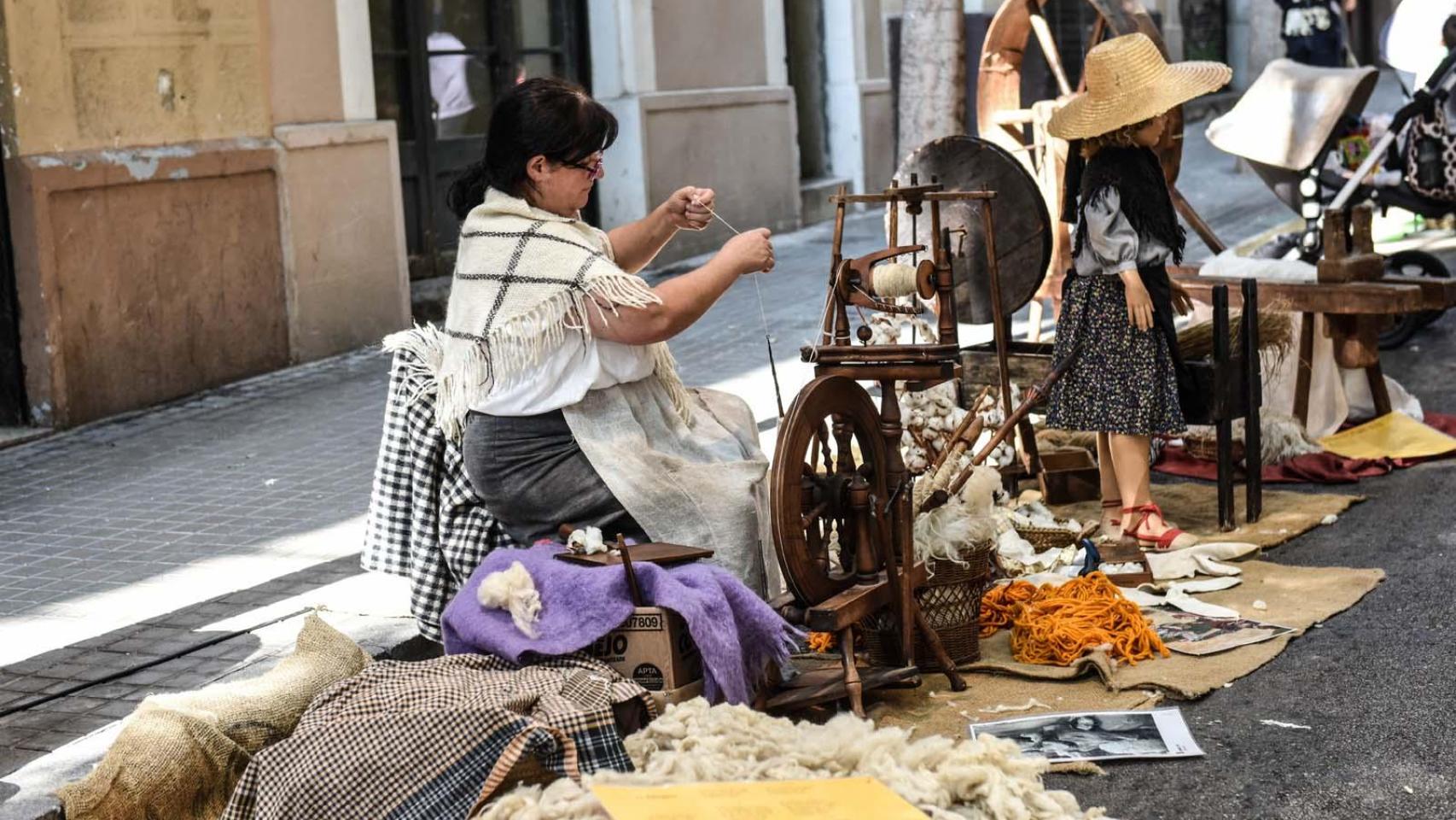 La Feria Medieval de la Creu Coberta en Barcelona durante una imagen de archivo