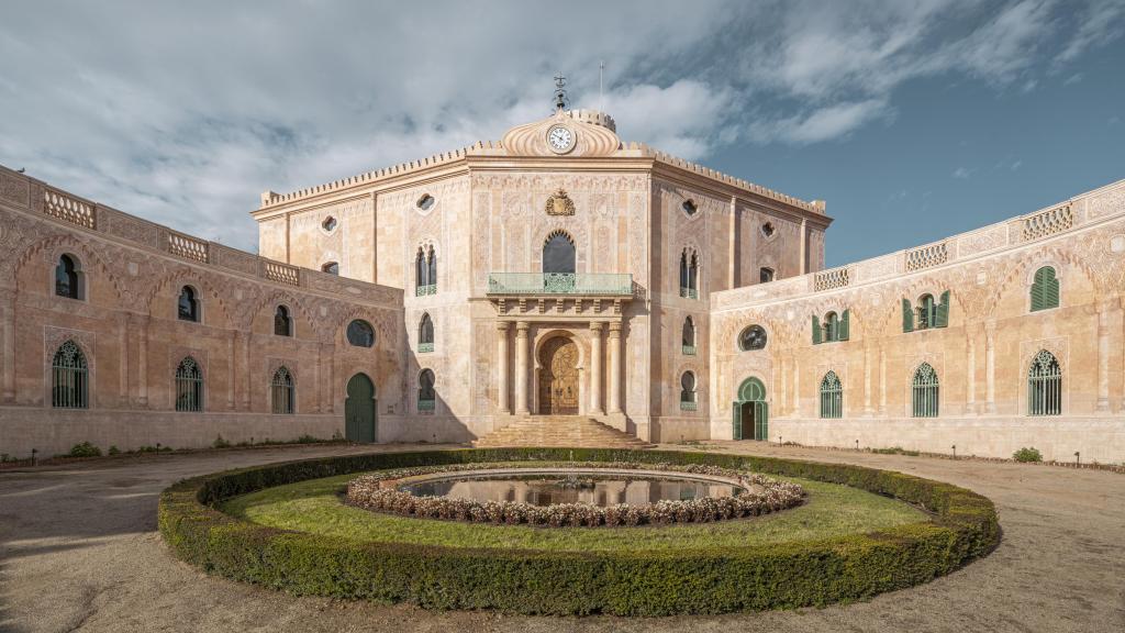 Exterior del Palacio del Marquès d’Alfarràs, en Barcelona