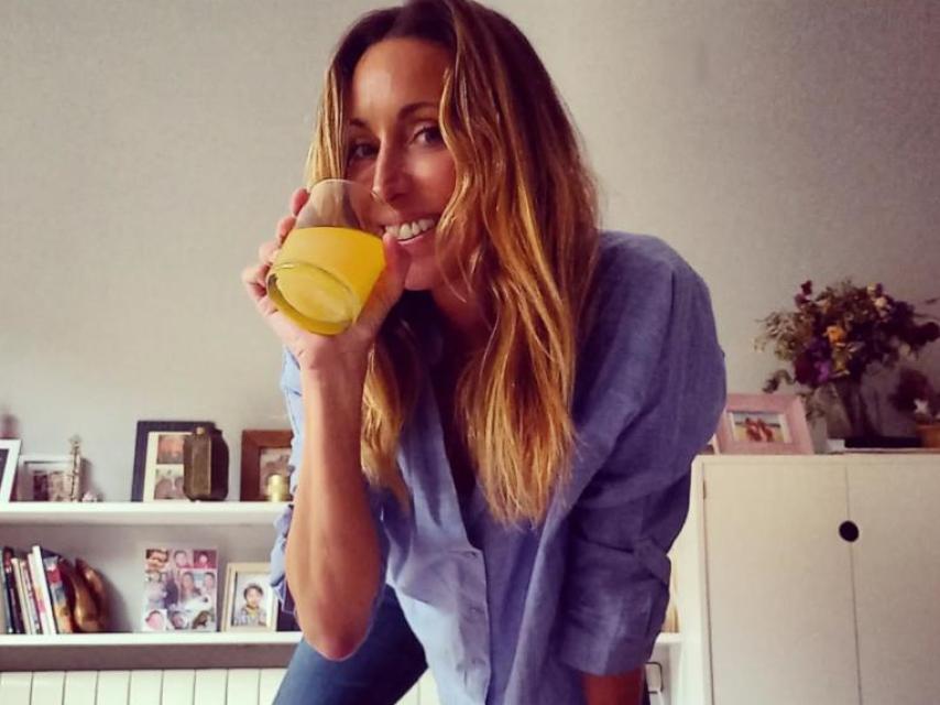 La deportista Gemma Mengual posando en su casa en una imagen subida a redes sociales