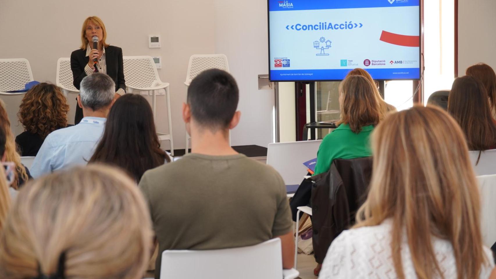 La alcaldesa Lluïsa Moret presenta el proyecto en Sant Boi
