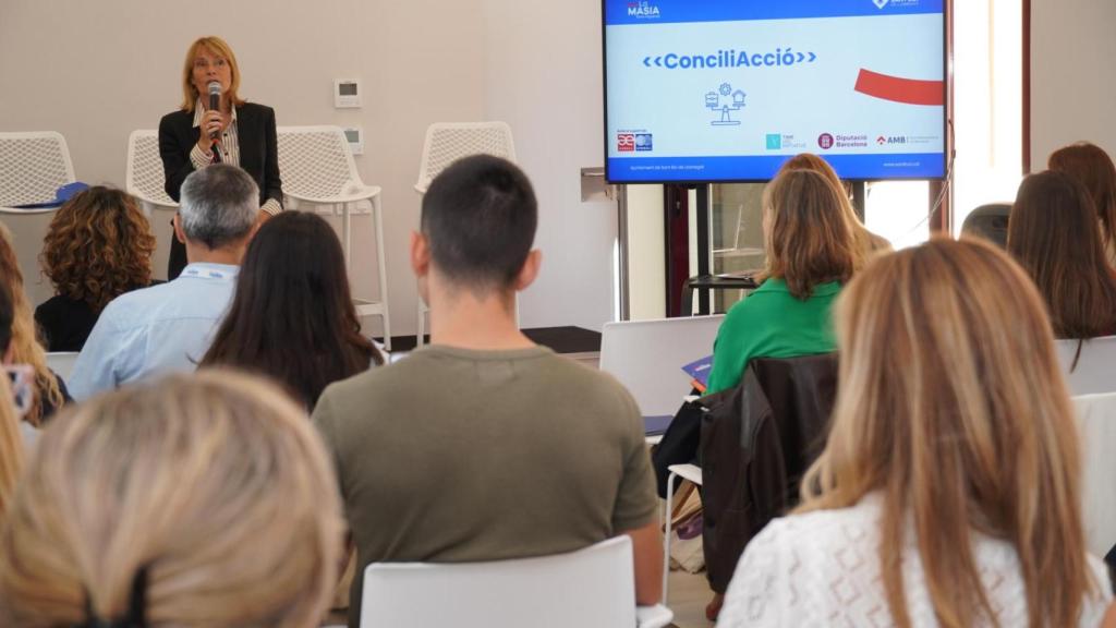 La alcaldesa Lluïsa Moret presenta el proyecto en Sant Boi