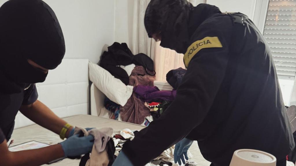 Dispositivo de los Mossos d'Esquadra contra el tráfico de drogas en la Mina