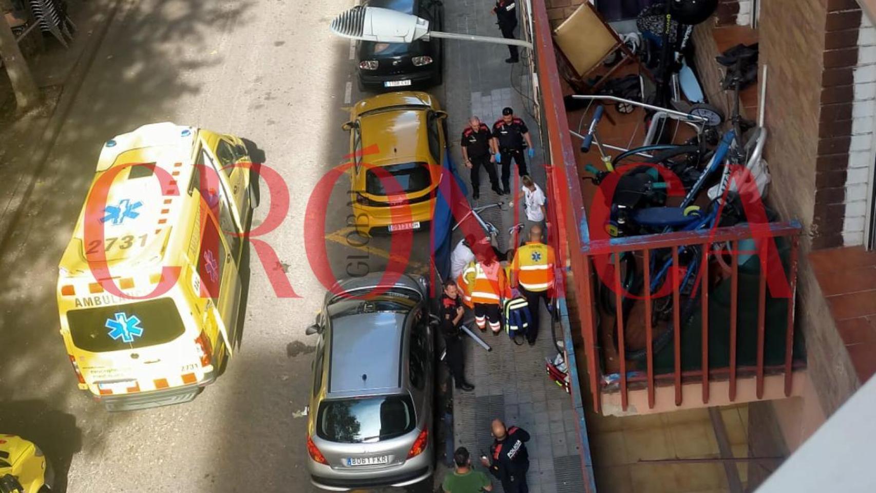 Los Mossos d'Esquadra y los Servicios de Emergencia en el barrio de Cappont de Lleida