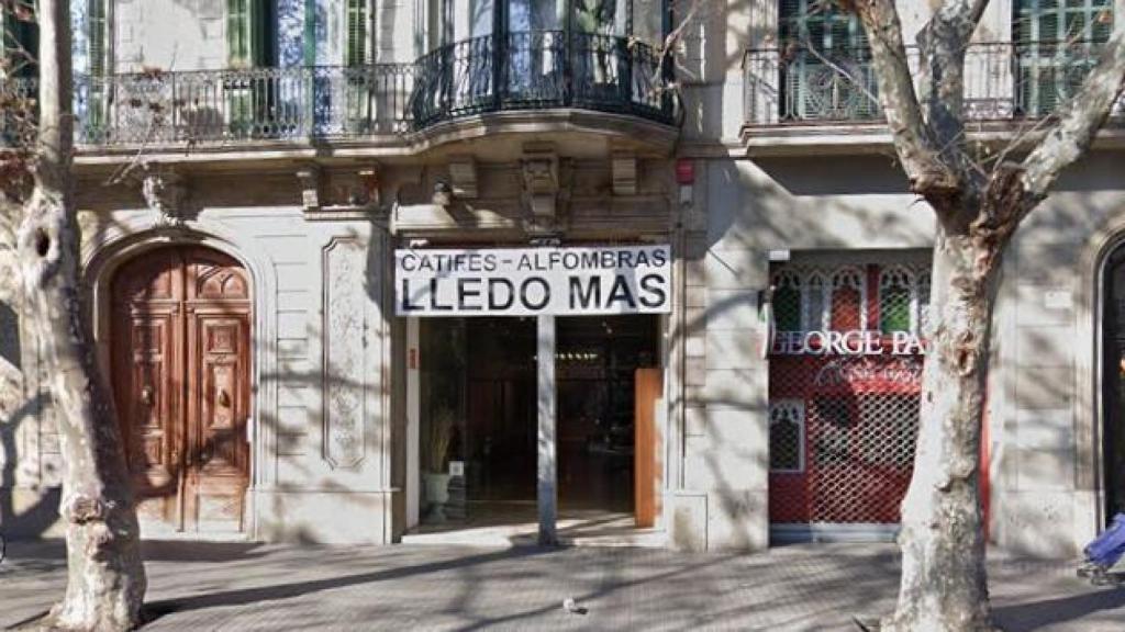 Tienda de alfombras Lledó Mas en la plaza Urquinaona