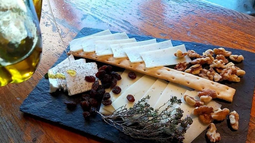 Taula de formatges d'En Diagonal Bar