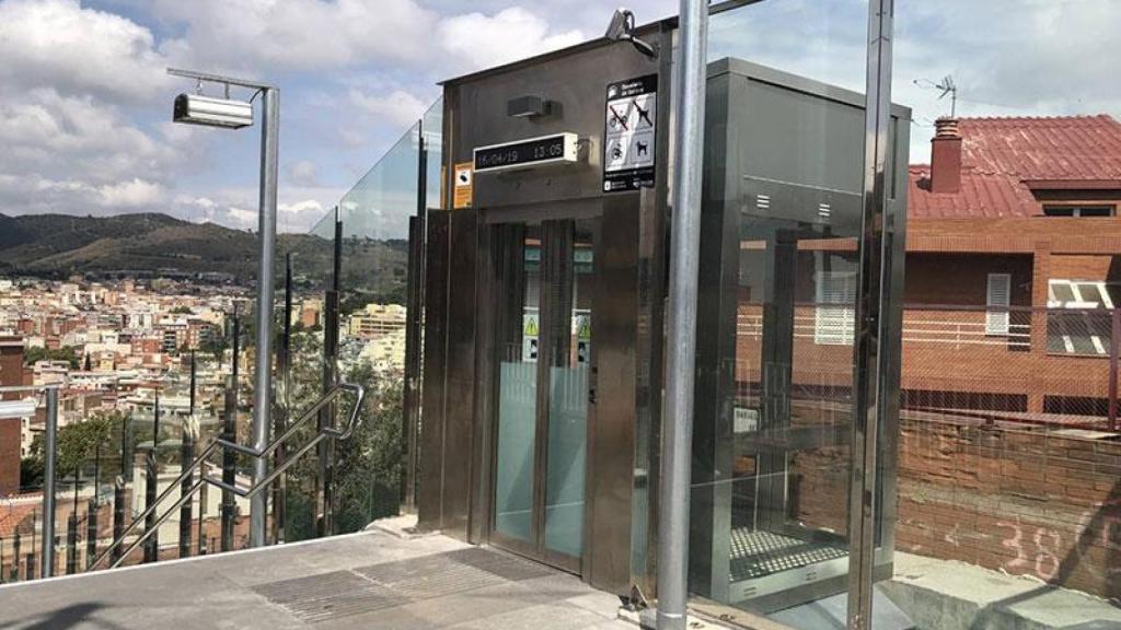 El ascensor inclinado de la Davallada dels Gallecs en Barcelona