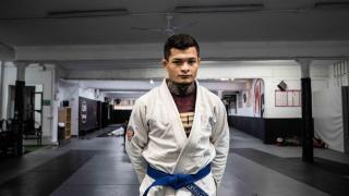 Josua Hernández, luchador profesional de MMA