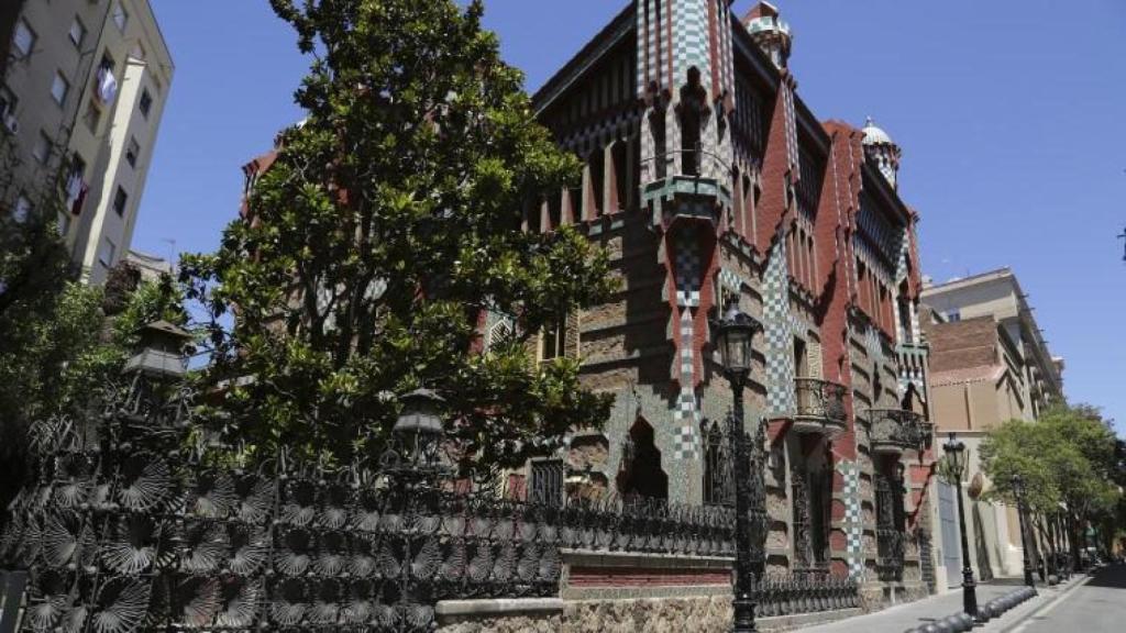 Exterior de la Casa Vicens, obra de Gaudí