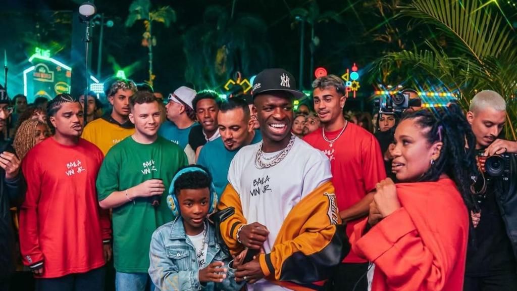 Vinicius Jr, en su fiesta de cumpleaños, con los invitados