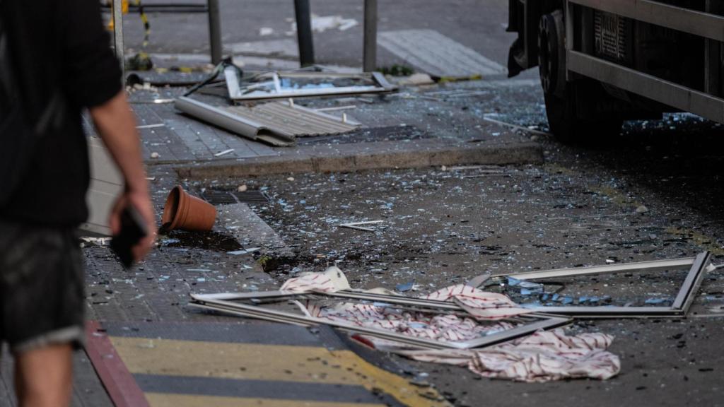 Destrozos tras la fuga de gas en L'Hospitalet