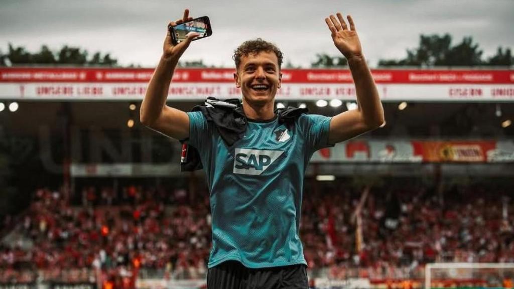 Fisnik Asllani, delantero del Hoffenheim que gusta al Barça (1)