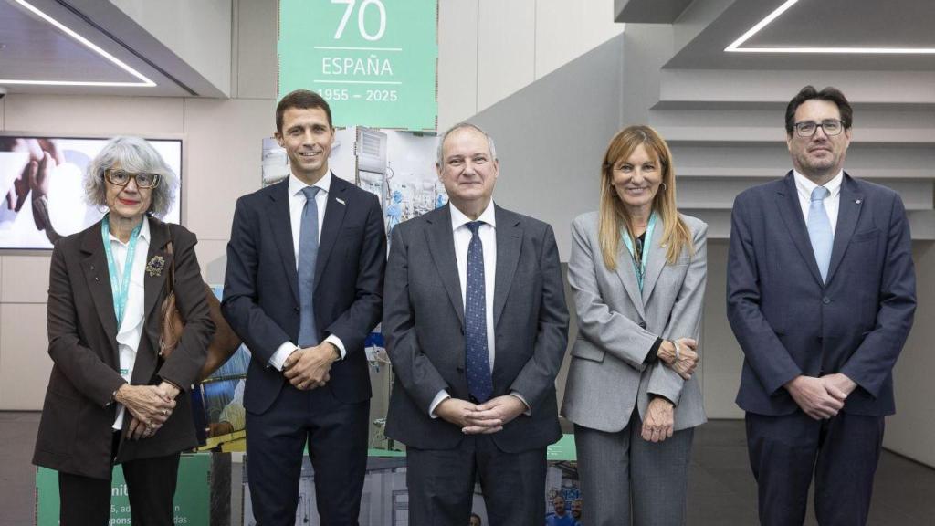 De izquierda a derecha: Candela Calle, Christoph Muller, Jordi Hereu, Ana María Martínez, y Jaume Baró