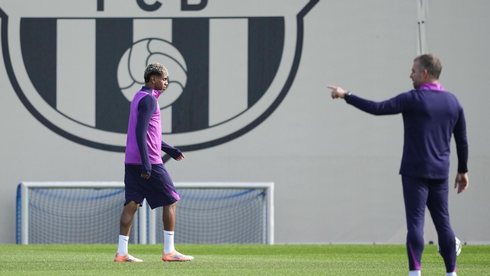 Hansi Flick y Lamine Yamal