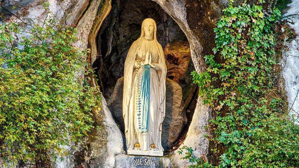 Imagen de la virgen de Lourdes