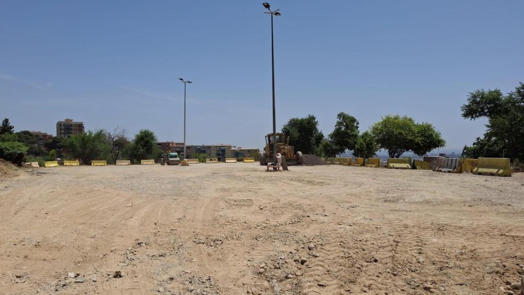 Solar de Canyelles antes de su reconversión en estacionamiento