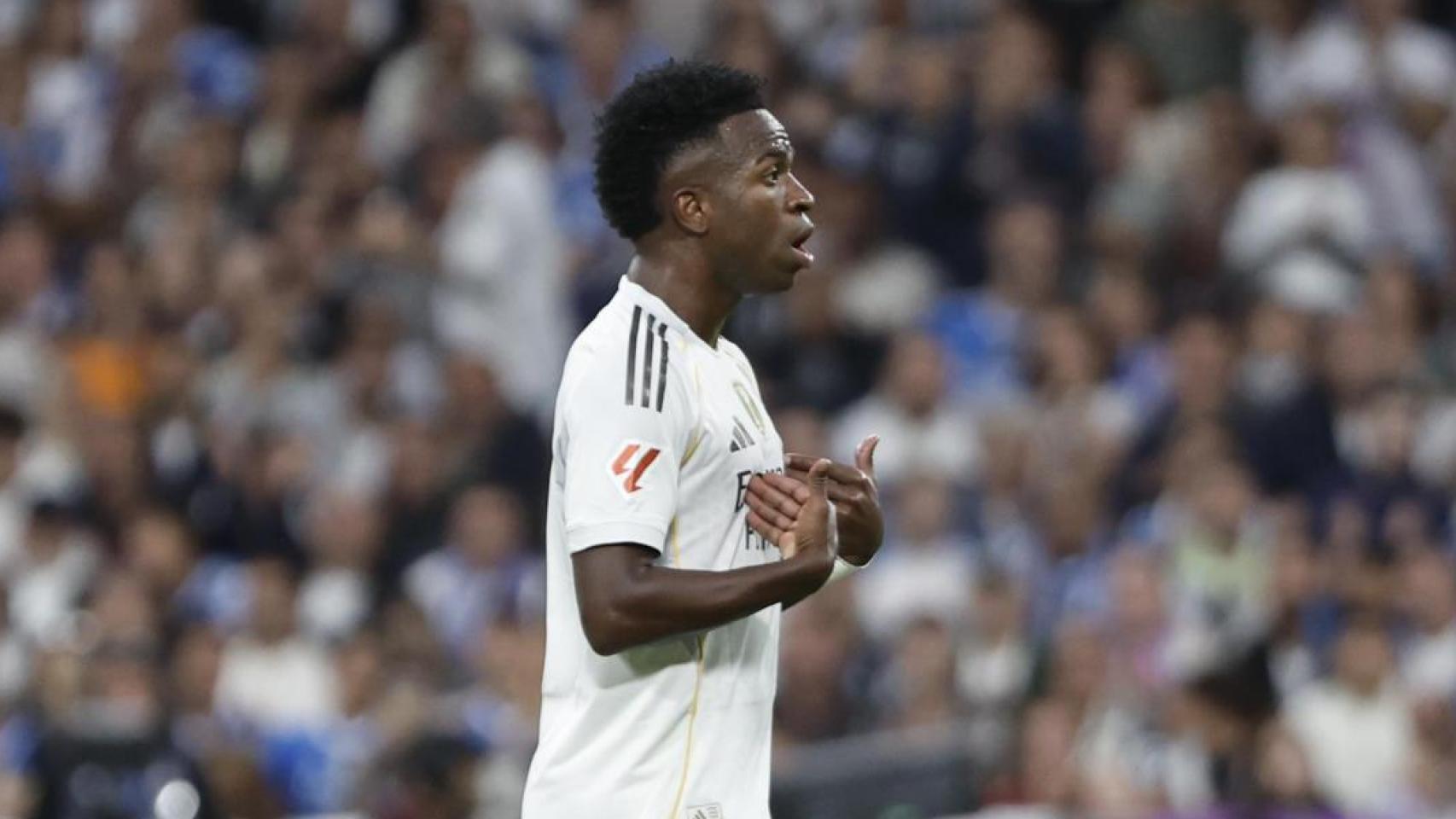 Vinicius, molesto tras ser sustituido contra el Barça