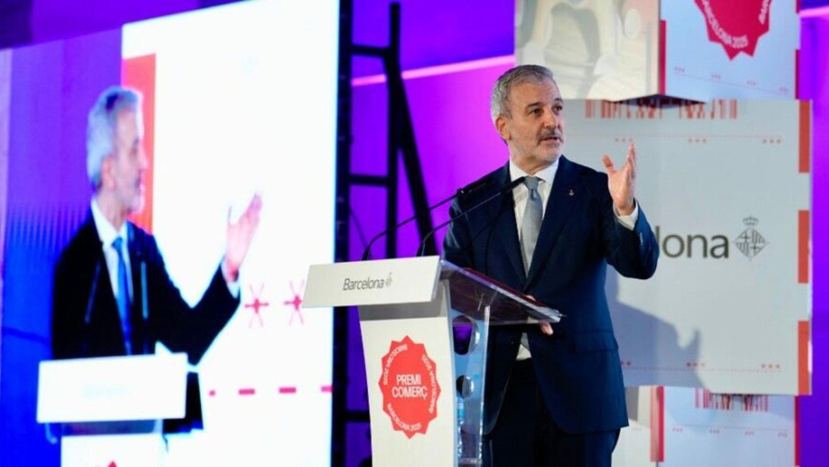 Collboni reivindica la “identidad” del comercio de Barcelona en la entrega de los Premis Comerç 2025