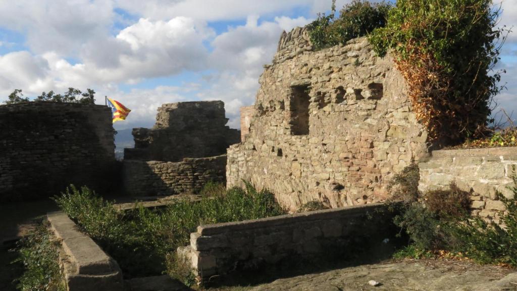Interior del Castell d'en Boix de Tarradell