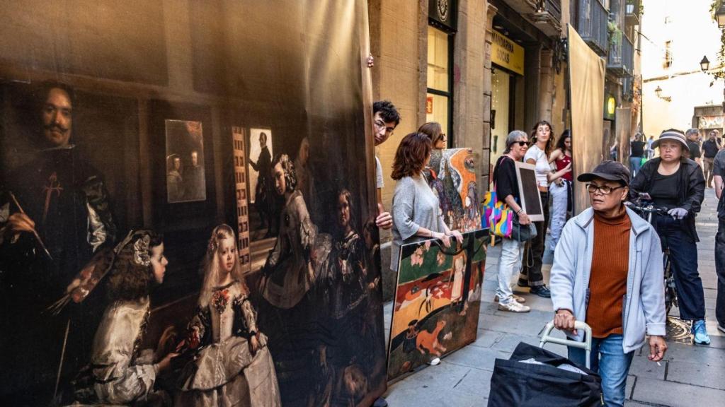 Copia de ‘Las meninas’ en las calles del Gòtic, en Barcelona