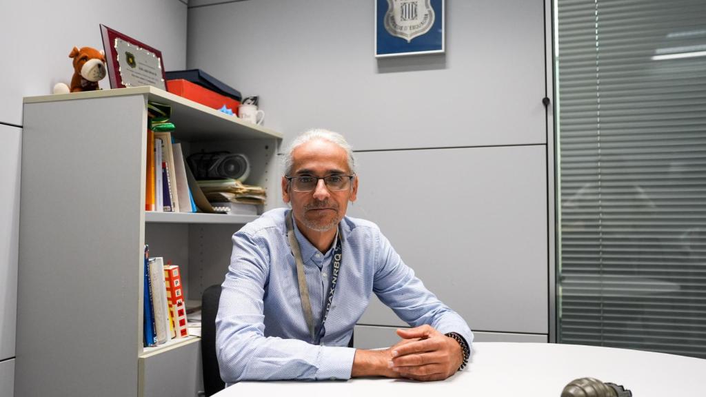 El subinspector i cap del TEDAX de mossos, Eduard Bosch, durant l'entrevista amb Metròpoli