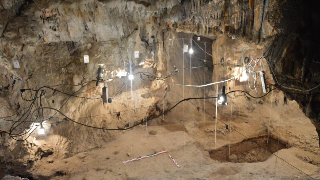 Interior de las Cuevas de Can Sadurní