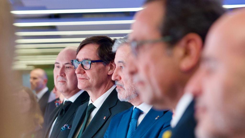 Salvador Illa y Jaume Collboni durante el acto de inauguración de Astrazeneca