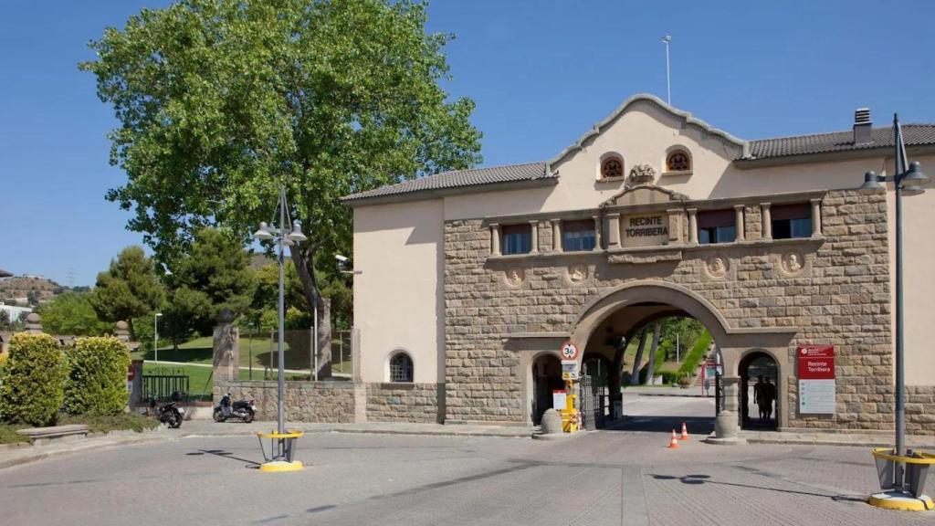 Entrada al recinto de Torribera