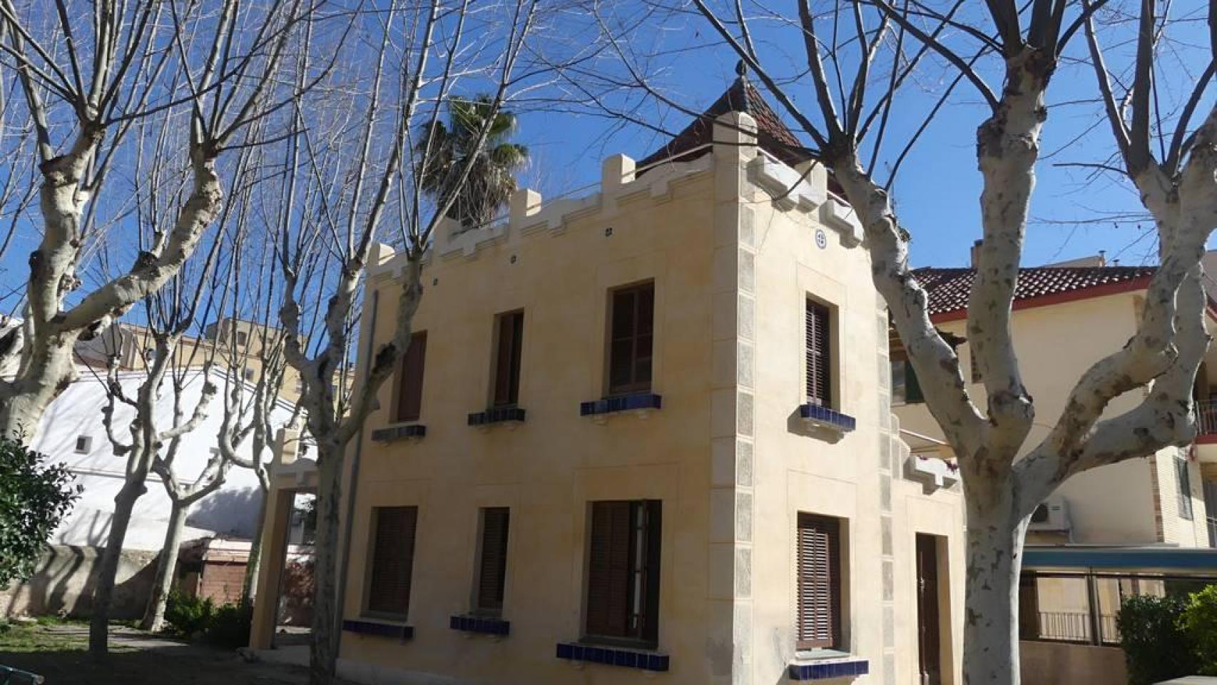 Exterior del edificio modernista Xalet Fort